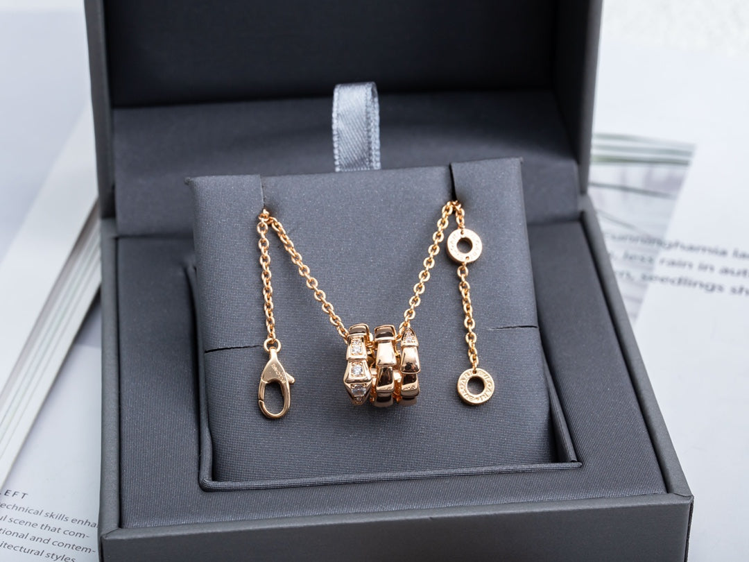 [Royal Jewelry]SERPENTI PINK GOLD NECKLACE DIAMOND