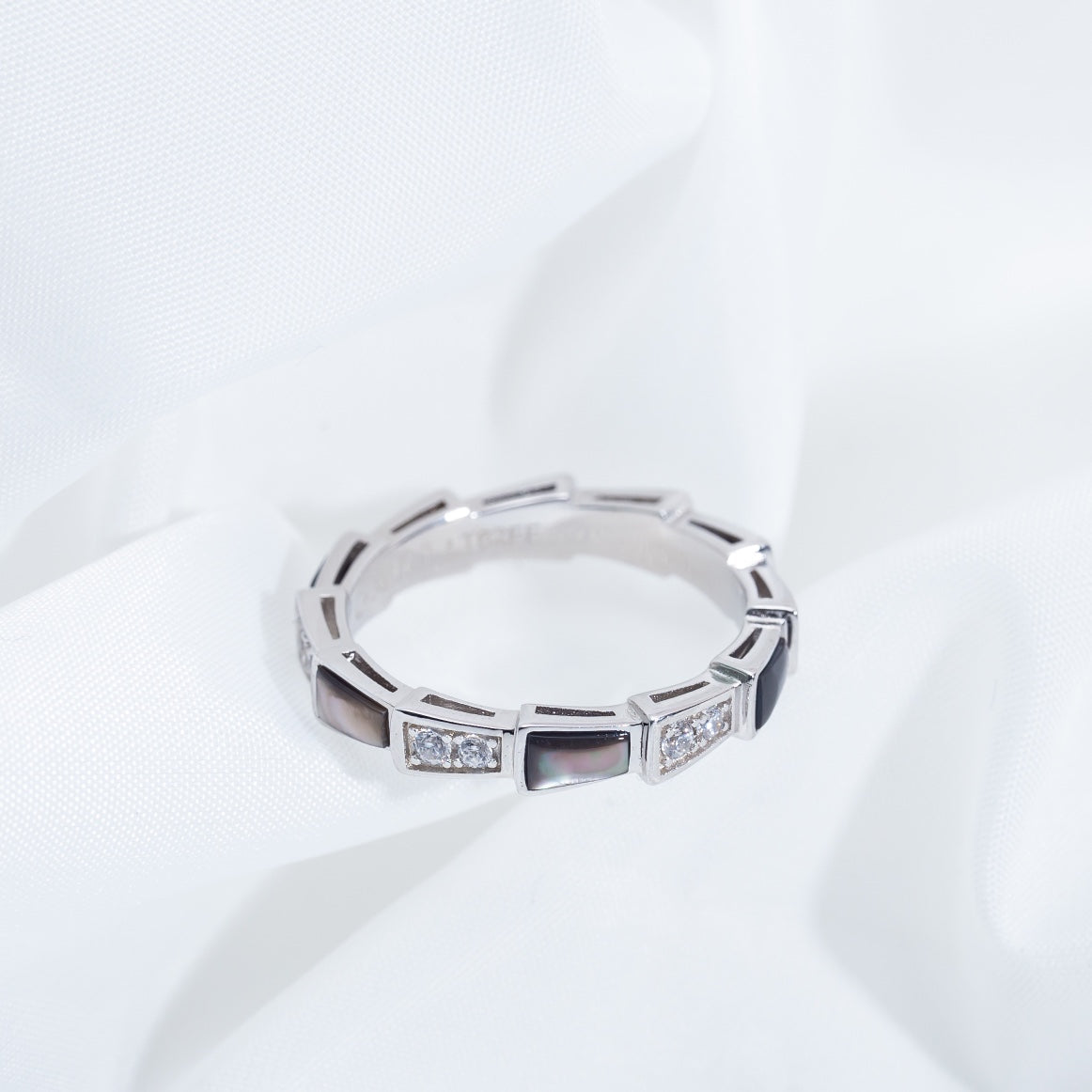 [Royal Jewelry]SERPENTI RING SILVER  DIAMOND BLACK MOP 3MM