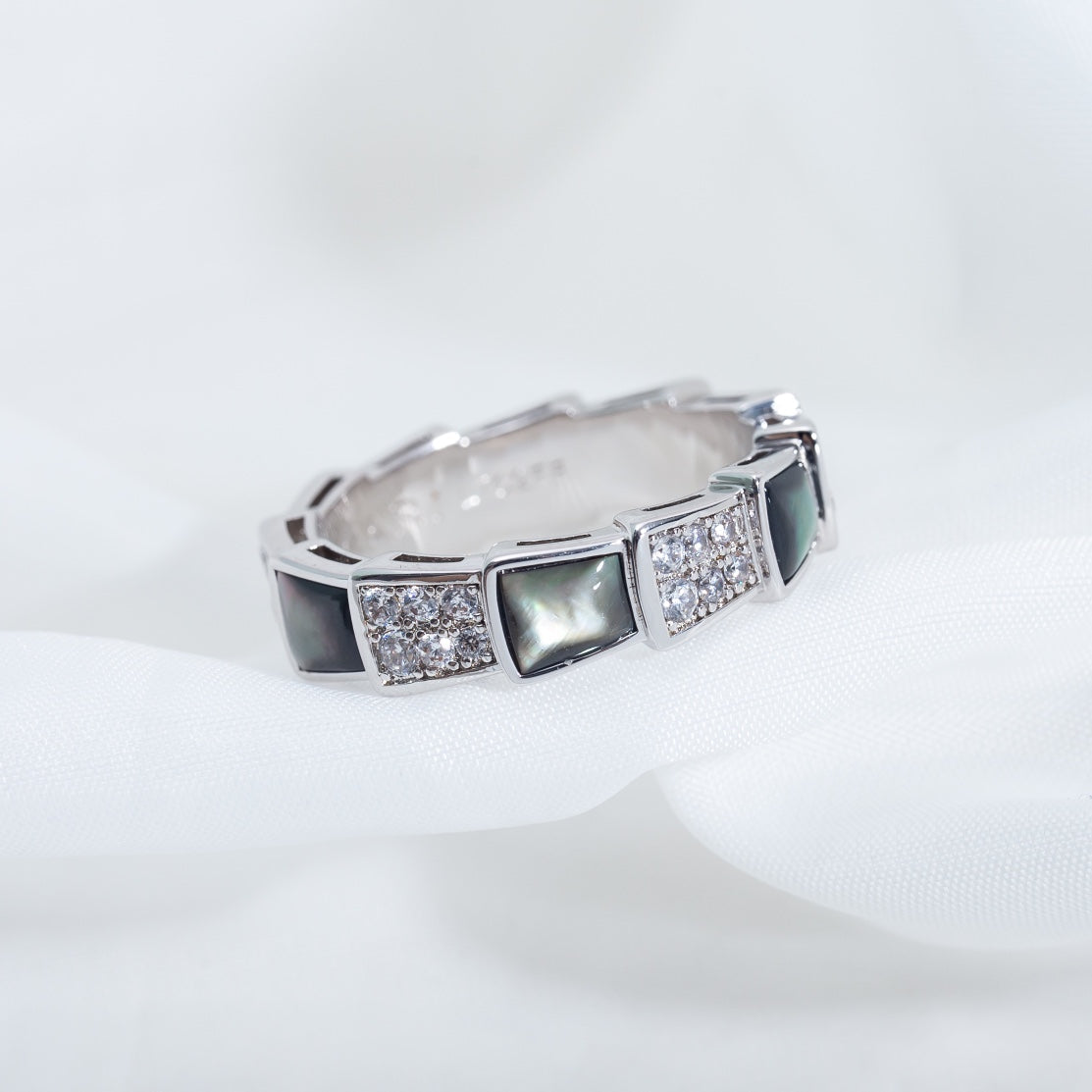 [Royal Jewelry]SERPENTI RING SILVER DIAMOND BLACK MOP 4MM