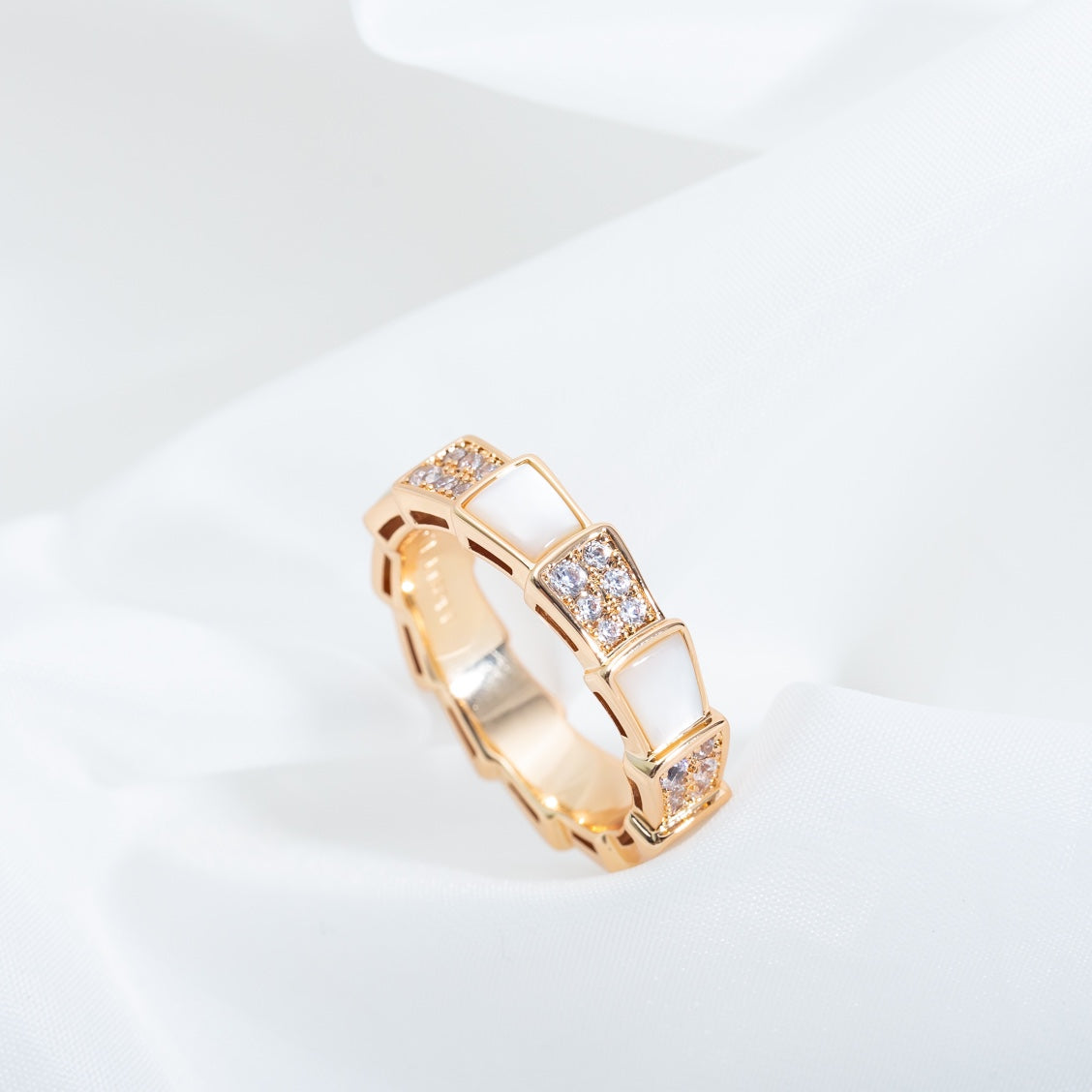 [Royal Jewelry]SERPENTI RING PINK GOLD MOP DIAMOND PAVED 4MM