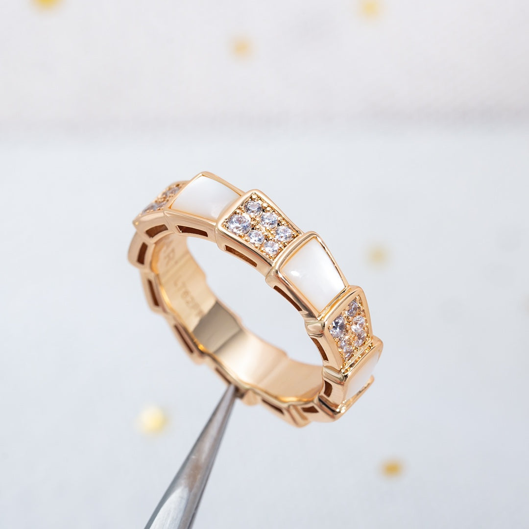 [Royal Jewelry]SERPENTI RING PINK GOLD MOP DIAMOND PAVED 4MM