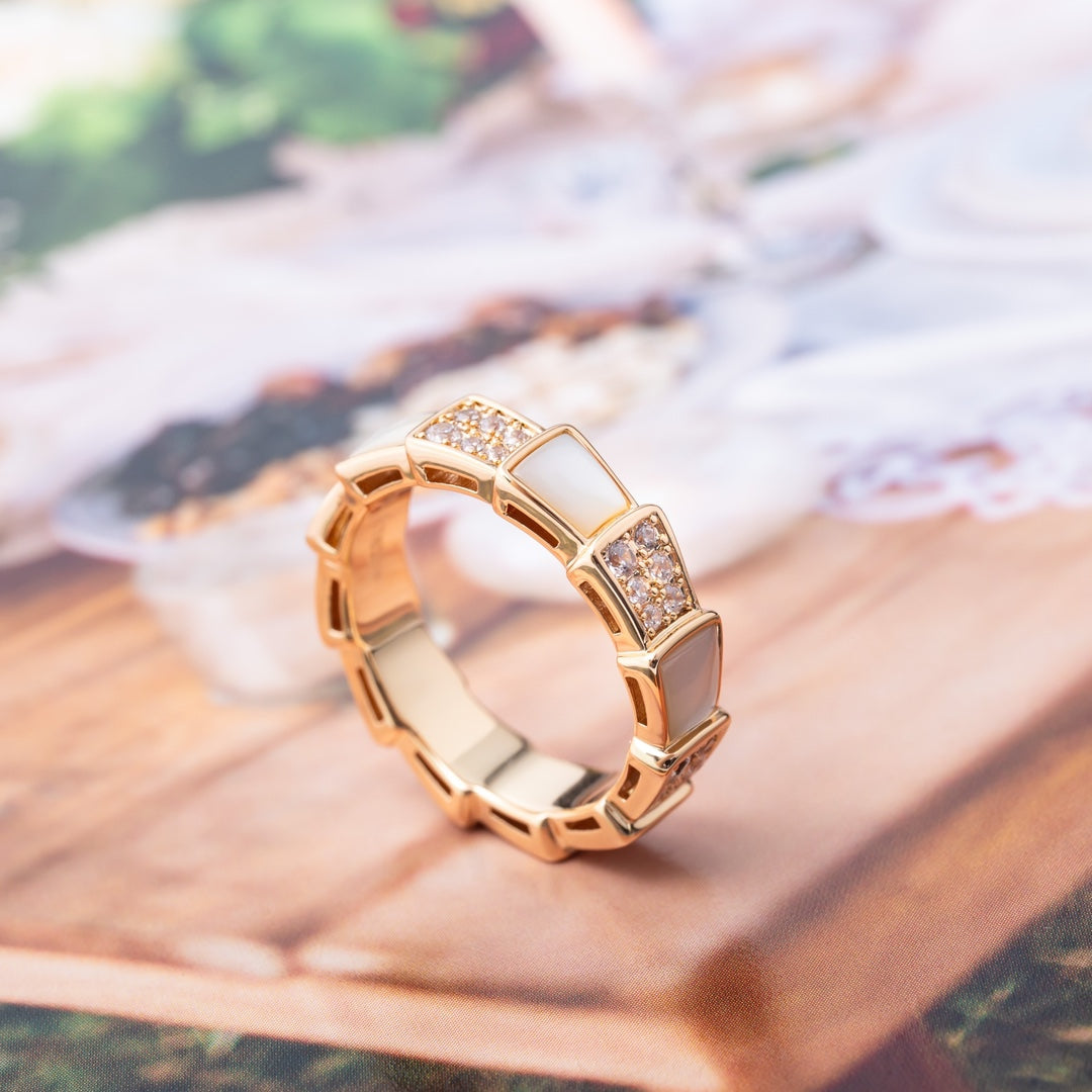 [Royal Jewelry]SERPENTI RING PINK GOLD MOP DIAMOND PAVED 4MM