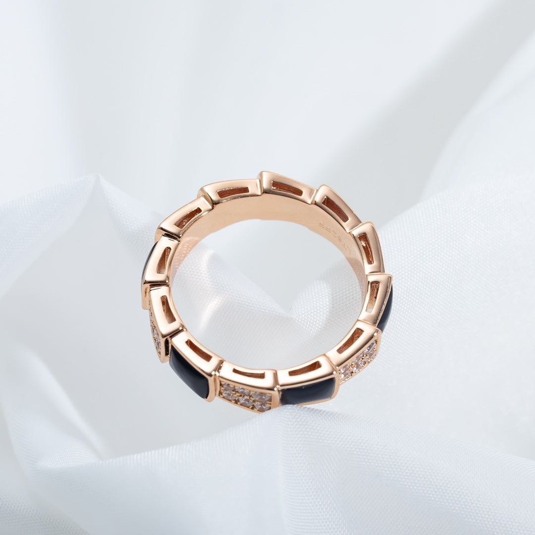 [Royal Jewelry]SERPENTI RING PINK GOLD BLACK MOP DIAMOND PAVED 4MM