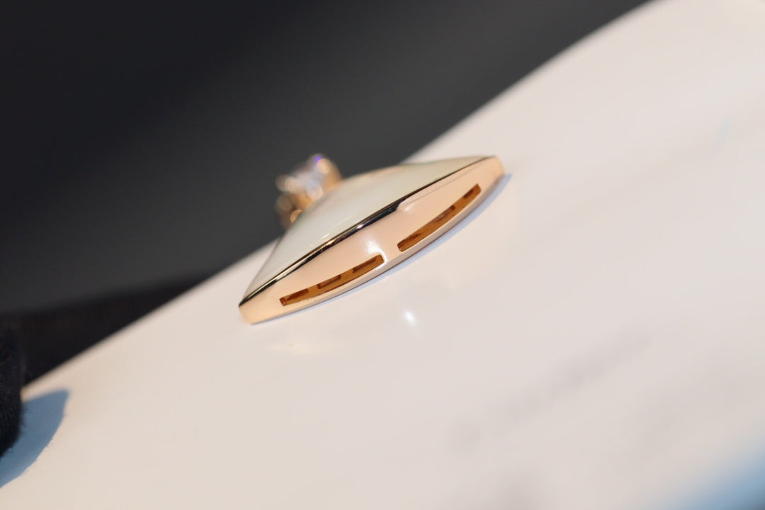 [Royal Jewelry]DREAM NECKLACE WHITE MOP PINK GOLD 1 DIAMOND