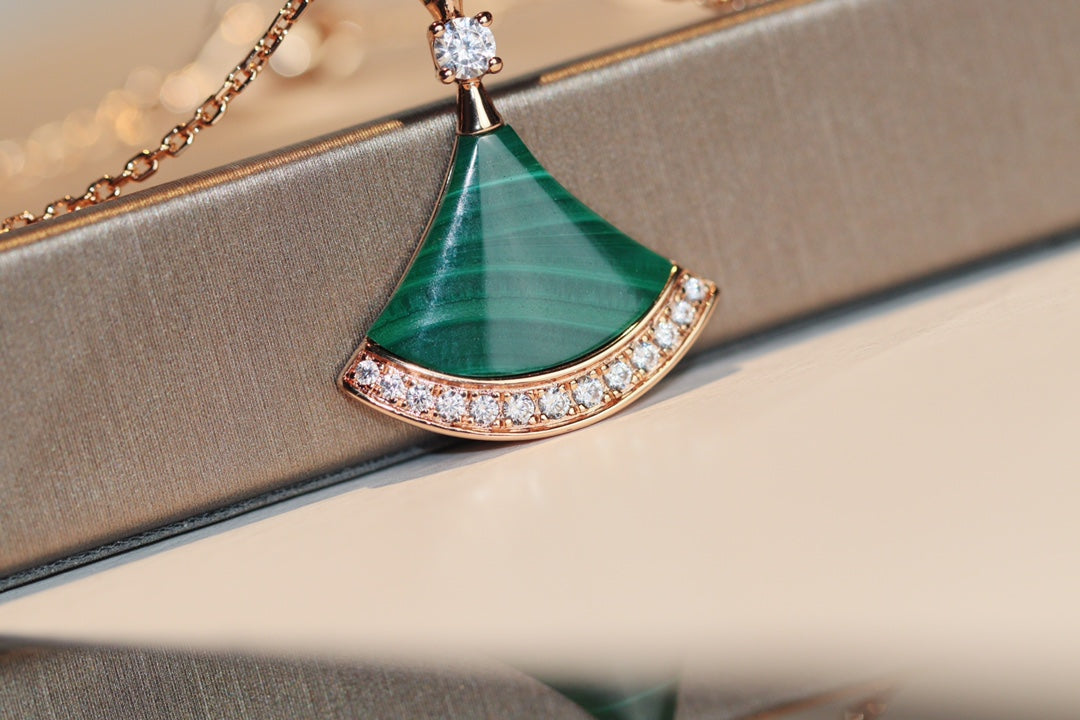 [Royal Jewelry]DREAM NECKLACE MALACHITE DIAMOND
