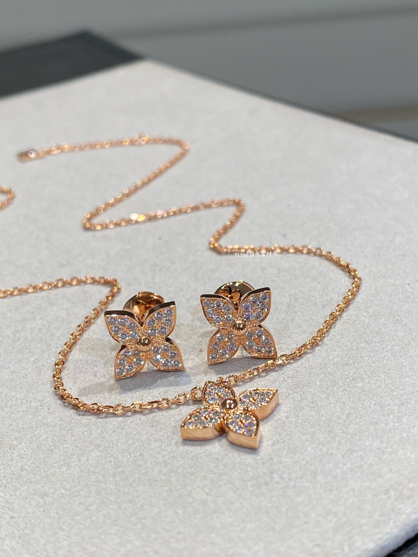 [Royal Jewelry]STAR DIAMOND NECKALCE