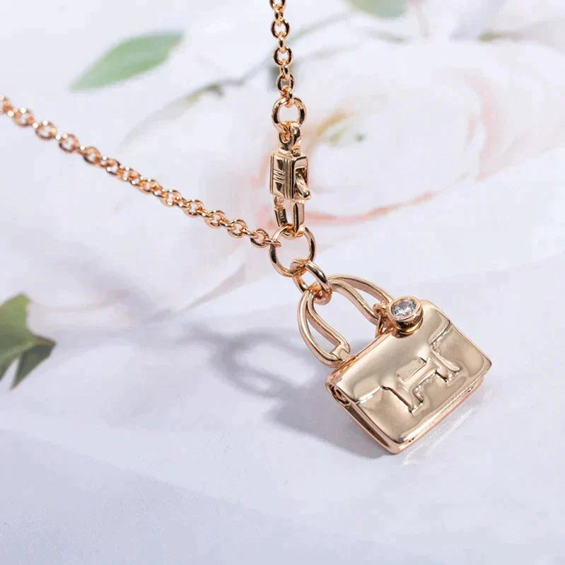 [Royal Jewelry]AMULETTE PEDANT ROSE GOLD NECKLACE