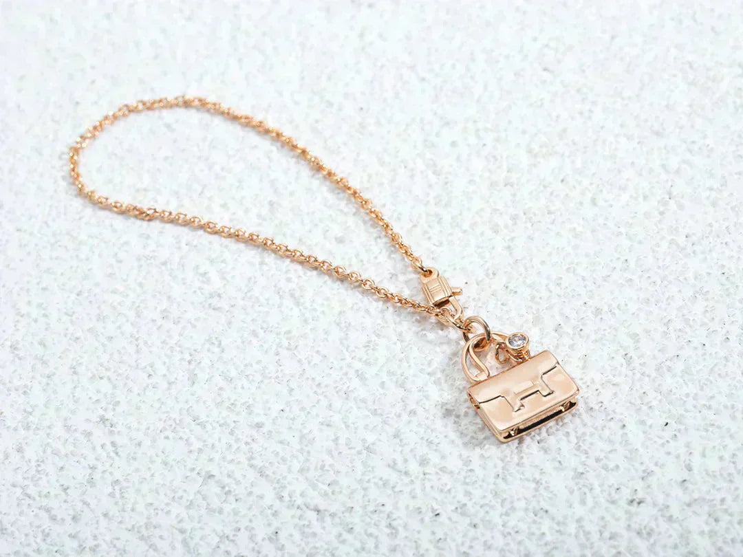 [Royal Jewelry]AMULETTE PEDANT ROSE GOLD NECKLACE