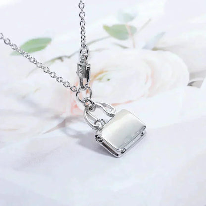 [Royal Jewelry]AMULETTE PEDANT SILVER NECKLACE