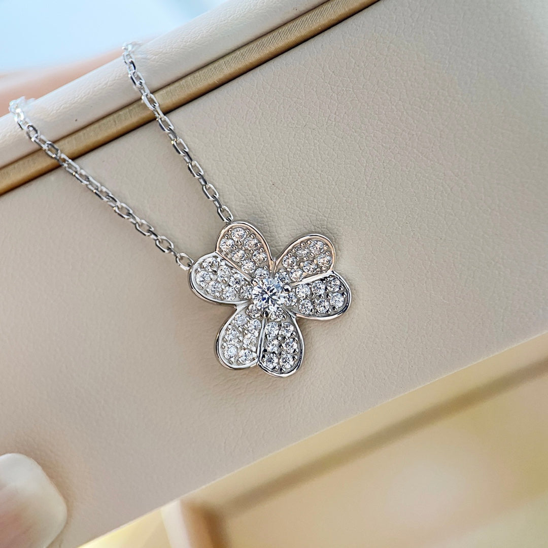 [Royal Jewelry]CLOVER DIAMOND NECKLACE SILVER