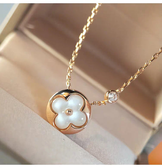 [Royal Jewelry]SUN MOP GOLD 1 DIAMOND NECKLACE
