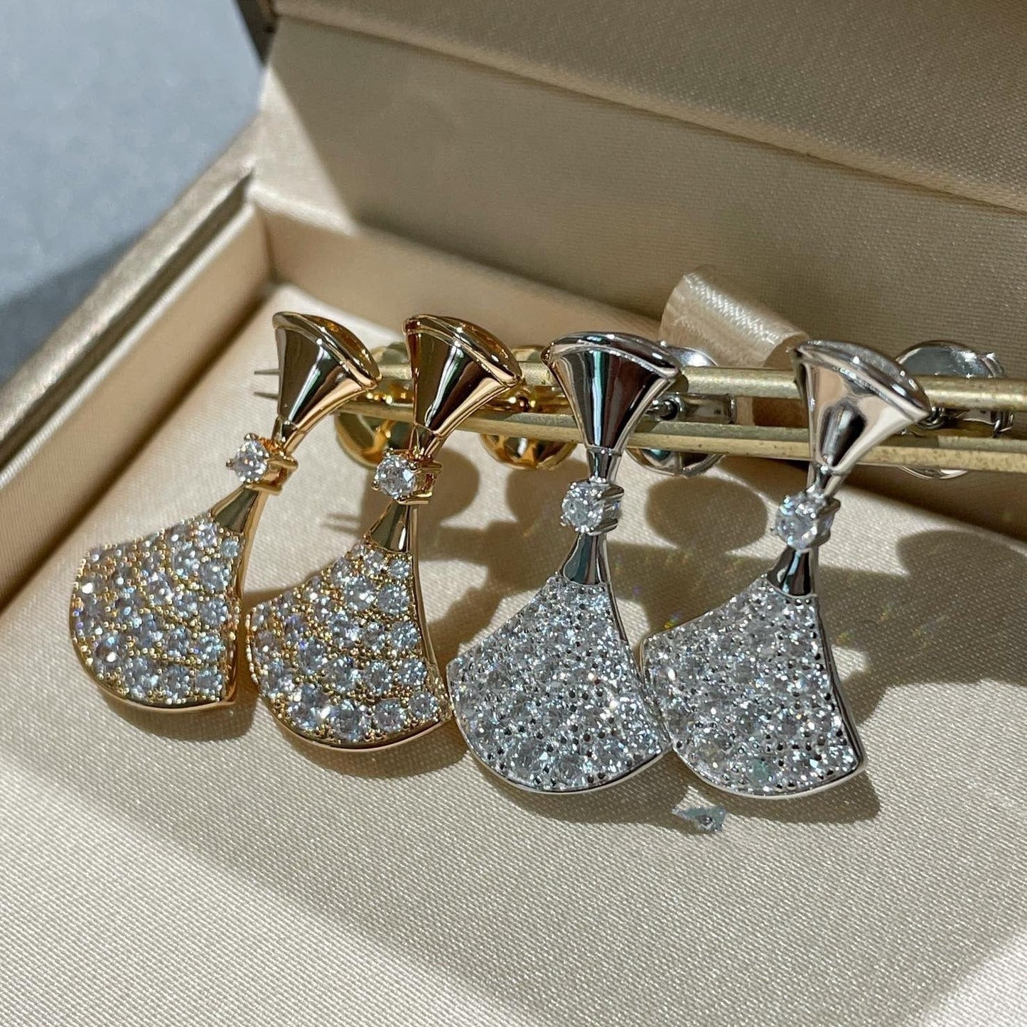 [Royal Jewelry]DREAM EARRINGS DIAMOND