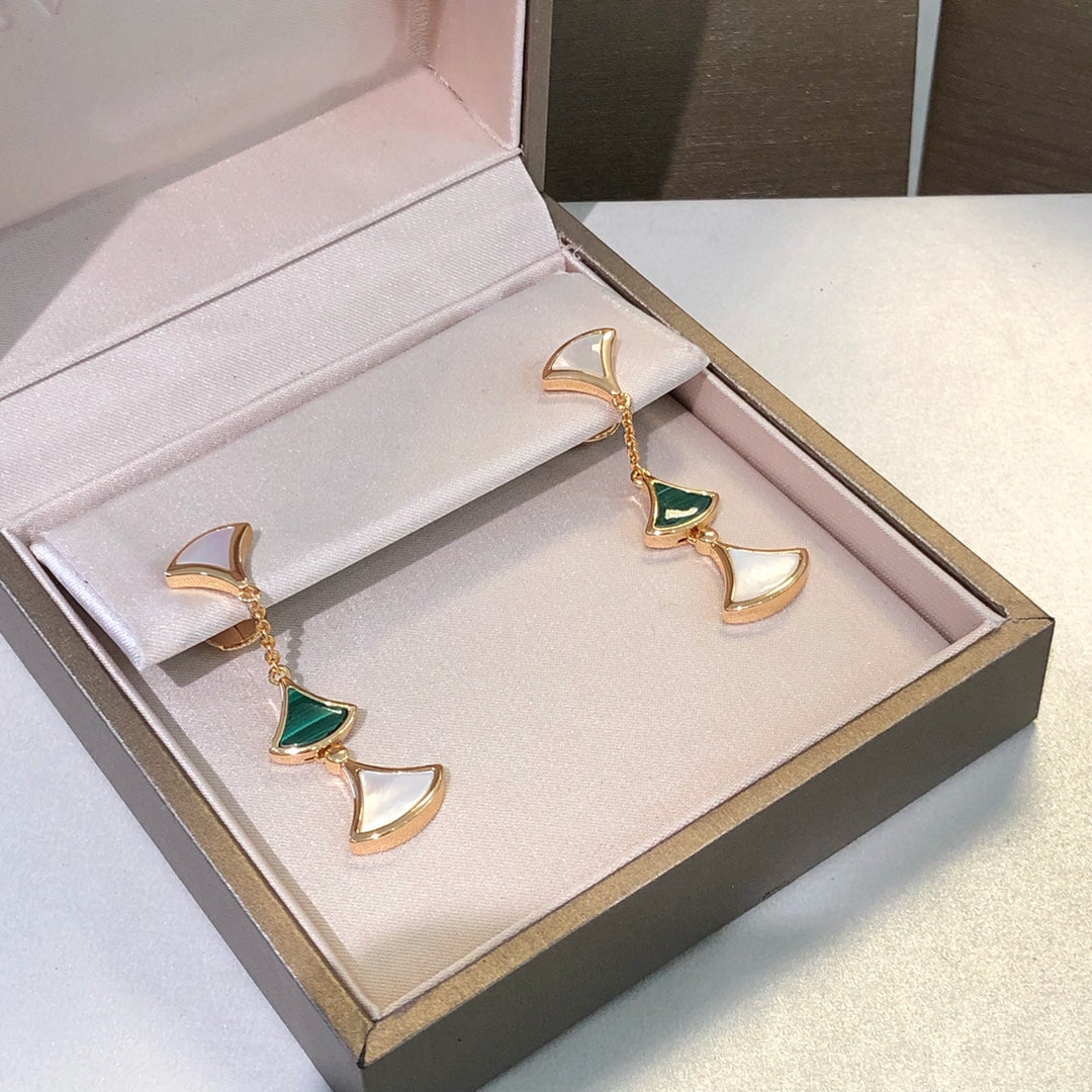 [Royal Jewelry]DREAM EARRINGS 3 MOTIFS MALACHITE MOP PINK GOLD