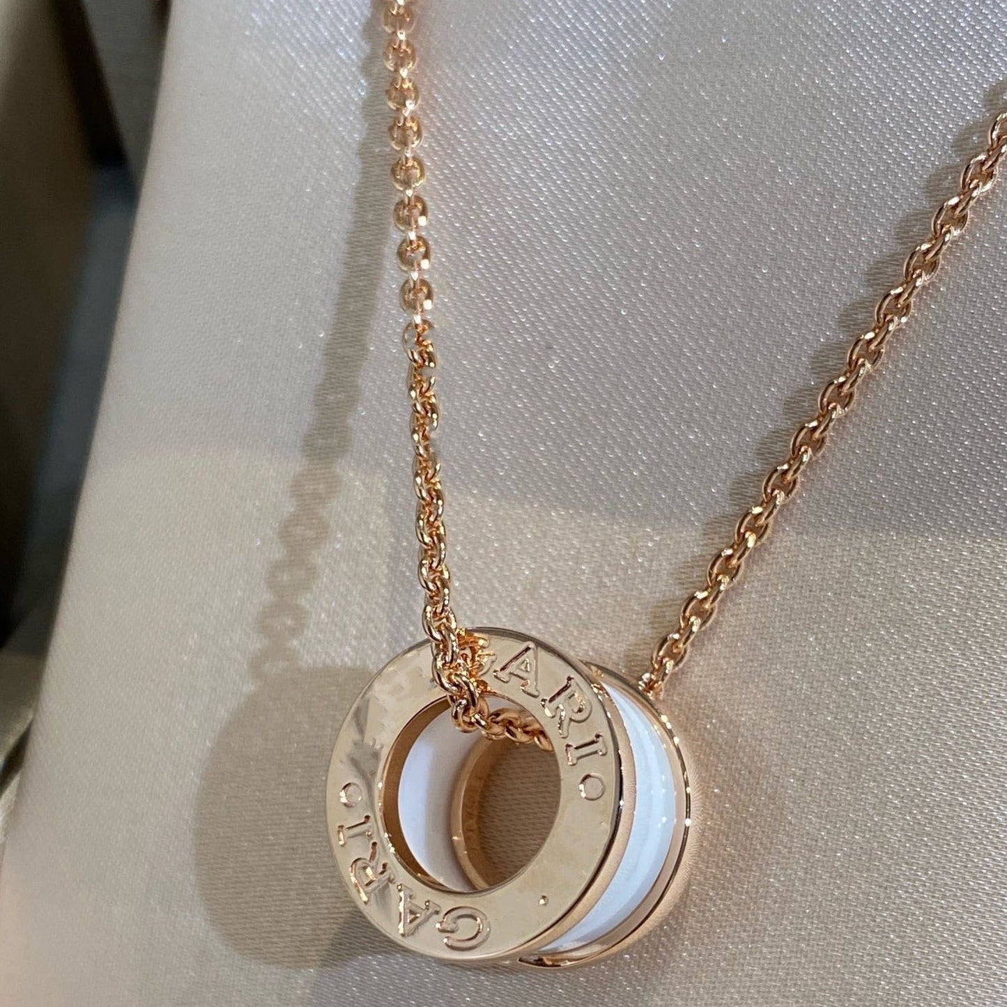 [Royal Jewelry]ZERO 1 WHITE CERAMIC PINK GOLD NECKLACE