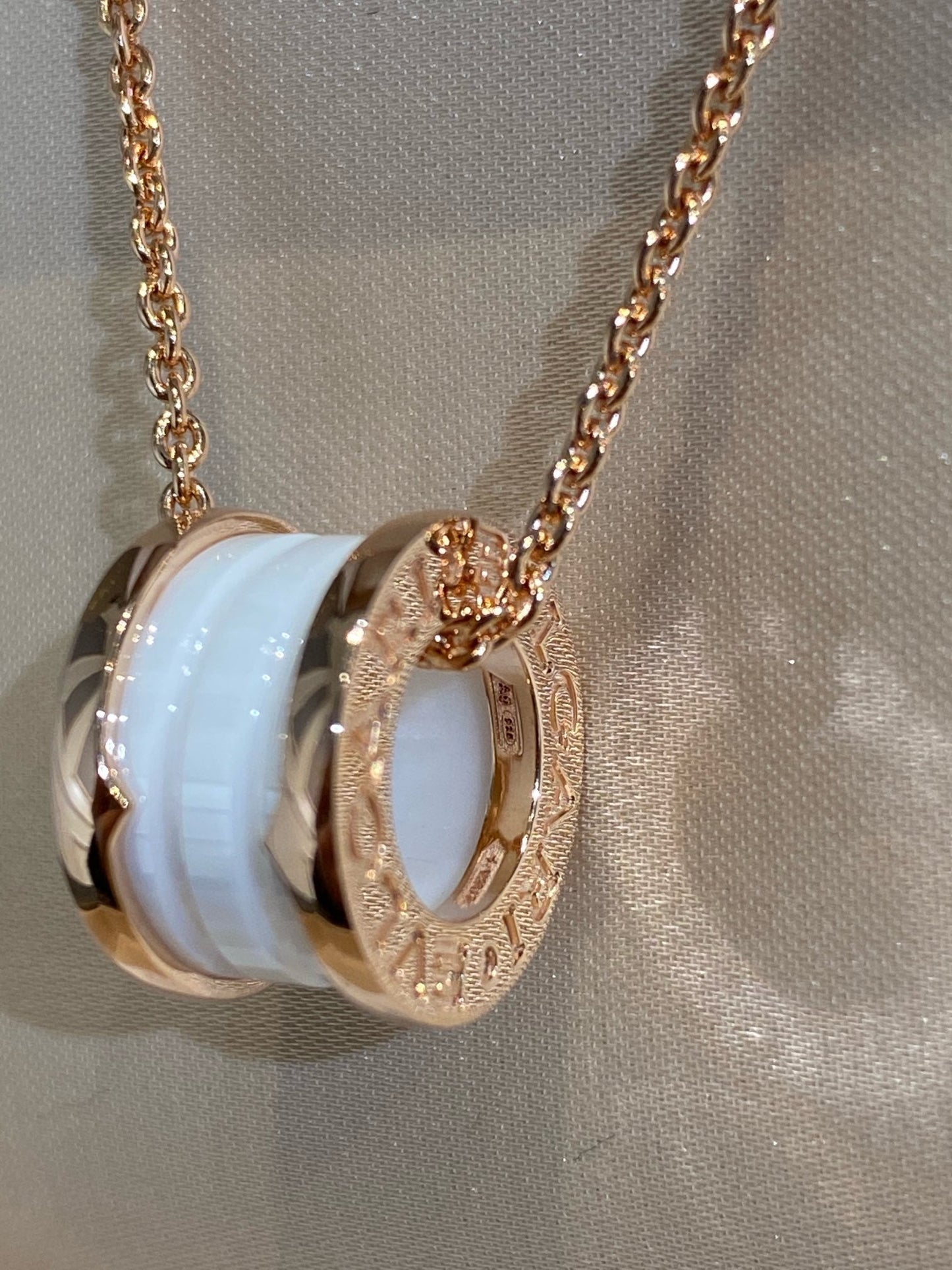 [Royal Jewelry]ZERO 1 WHITE CERAMIC PINK GOLD NECKLACE