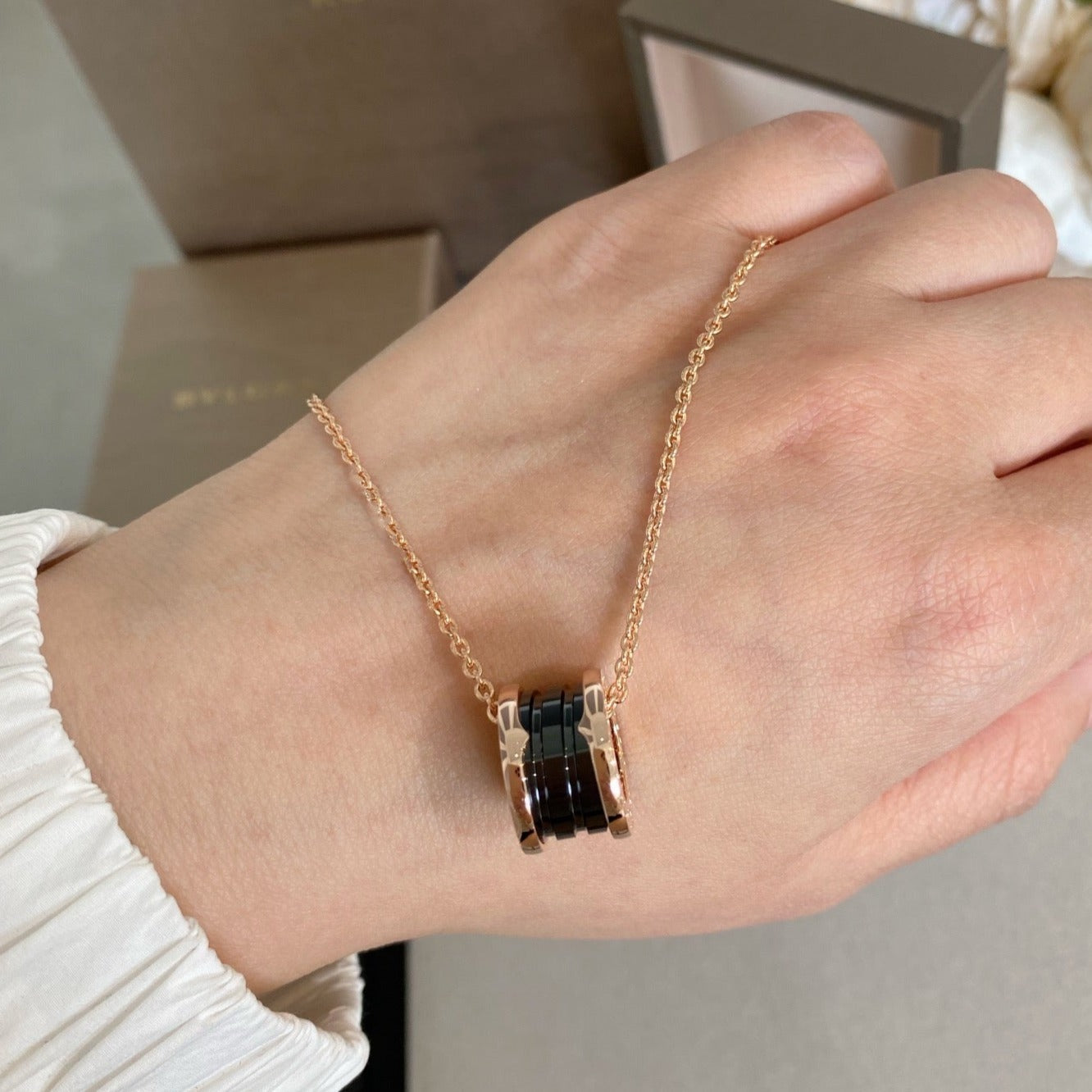[Royal Jewelry]ZERO 1 BLACK CERAMIC PINK GOLD NECKLACE