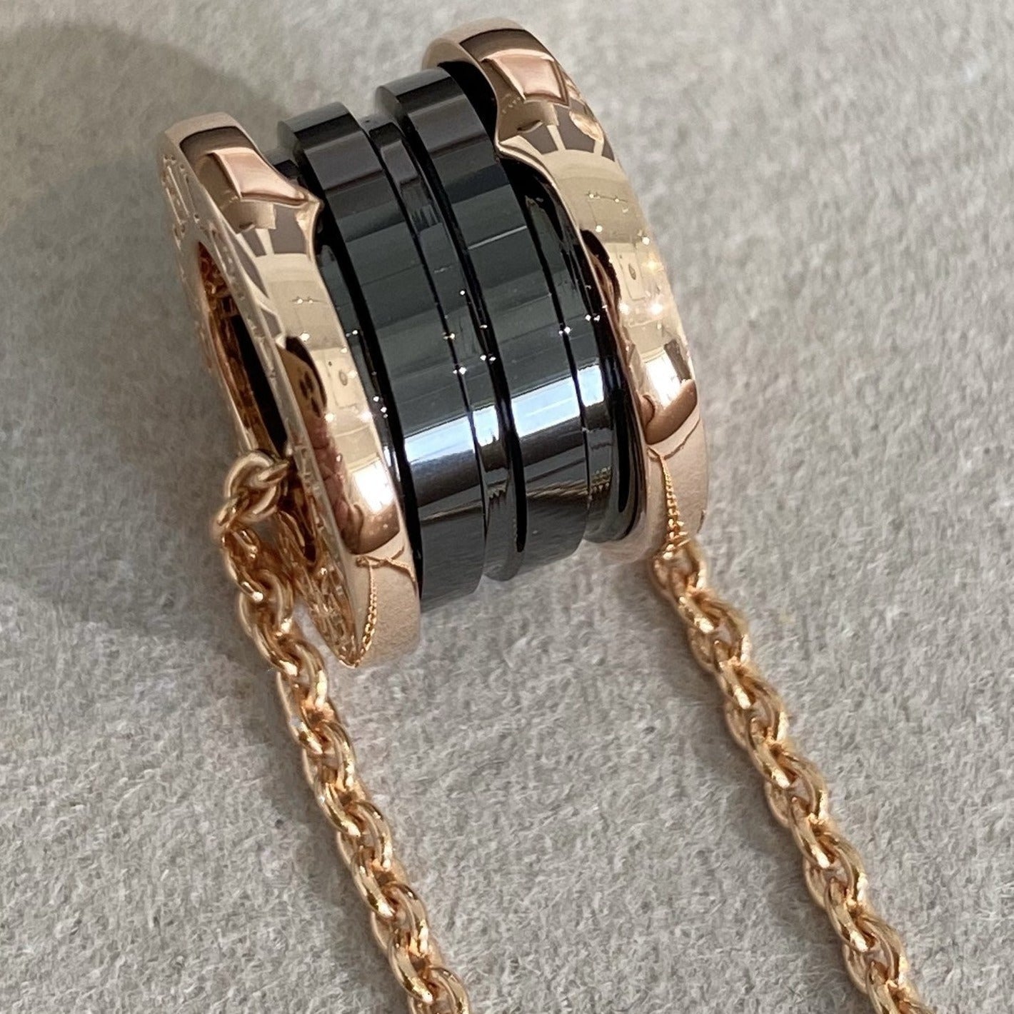 [Royal Jewelry]ZERO 1 BLACK CERAMIC PINK GOLD NECKLACE