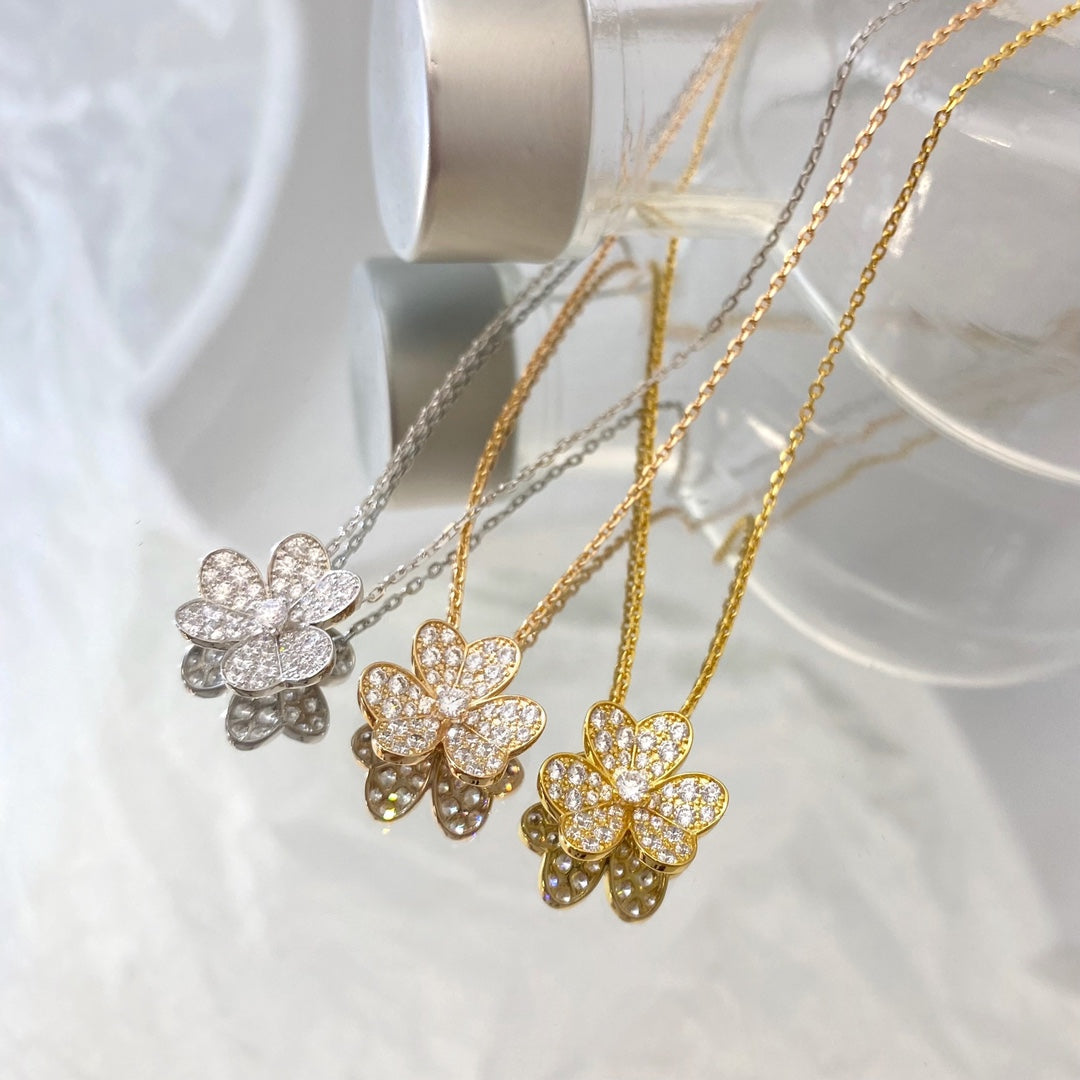 [Royal Jewelry]FLOWER DIAMOND NECKLACE