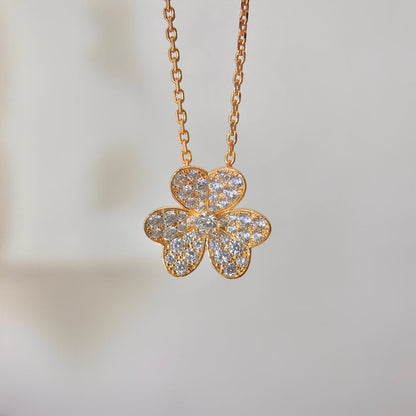 [Royal Jewelry]FLOWER DIAMOND NECKLACE