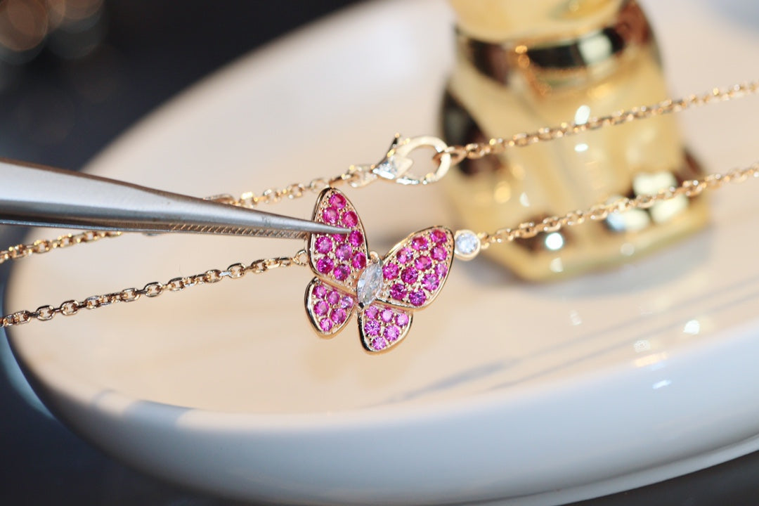 [Royal Jewelry]BUTTERFLY RED DIAMOND ROSE GOLD NECKLACE