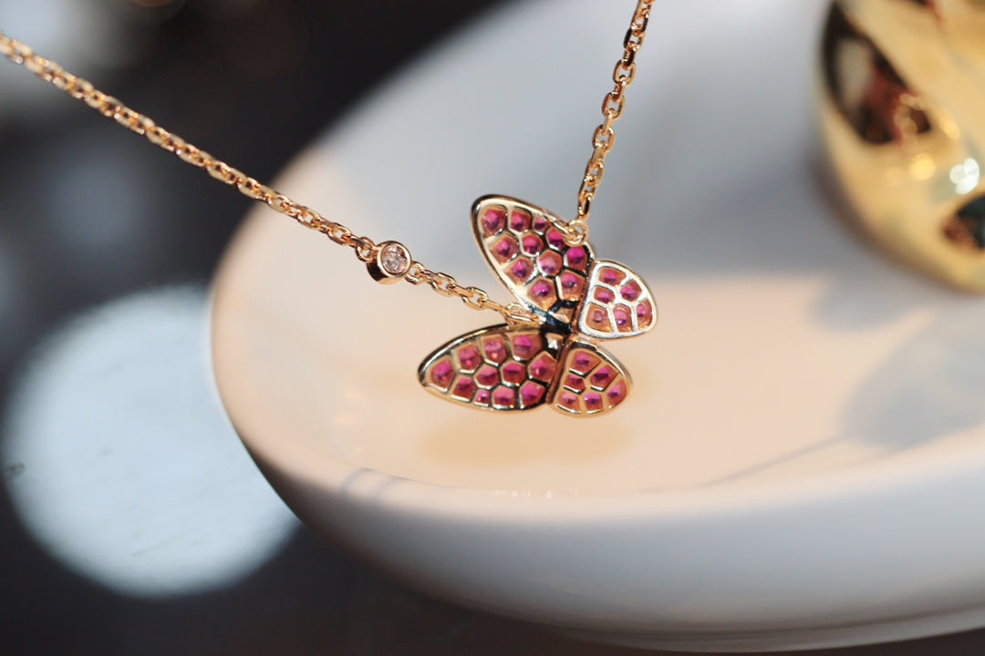 [Royal Jewelry]BUTTERFLY RED DIAMOND ROSE GOLD NECKLACE