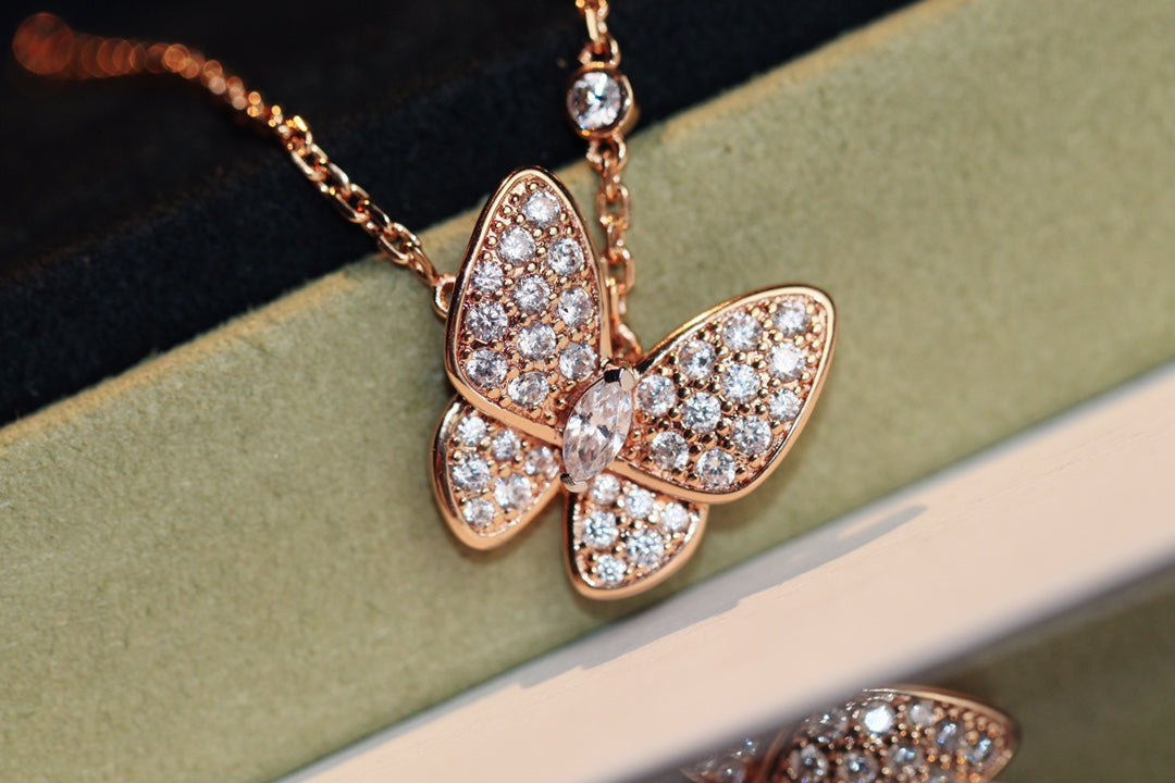 [Royal Jewelry]BUTTERFLY DIAMOND NECKLACE