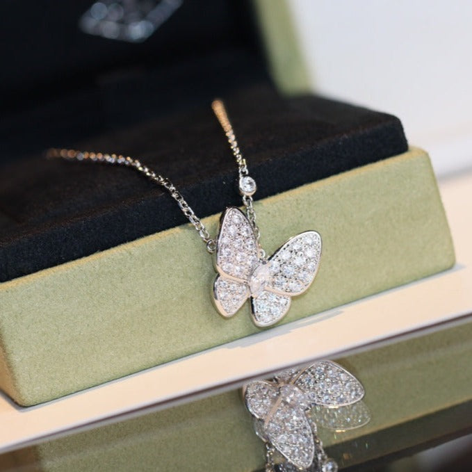 [Royal Jewelry]BUTTERFLY DIAMOND NECKLACE
