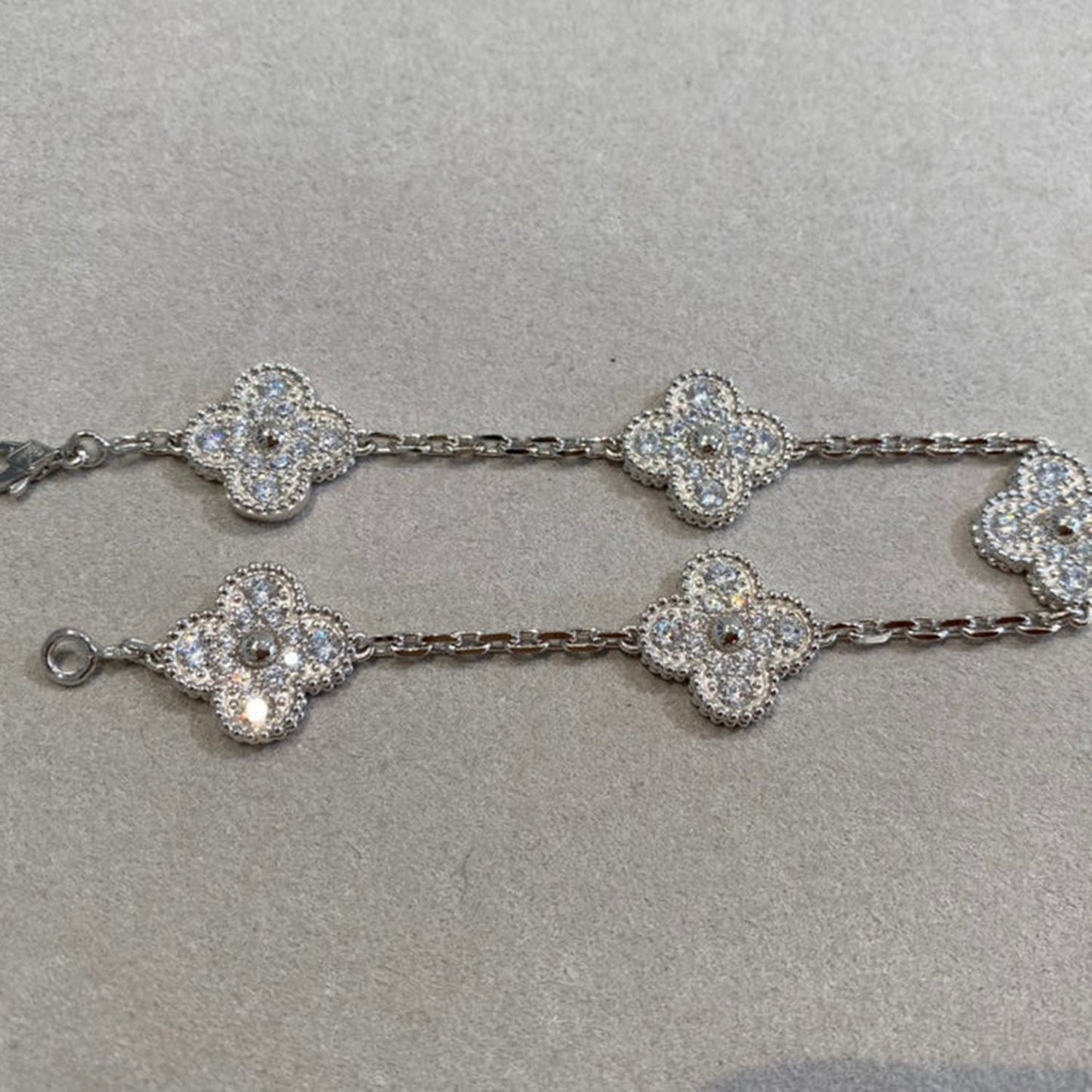 [Royal Jewelry]CLOVER 5 MOTIFS  DIAMOND BRACELET SILVER