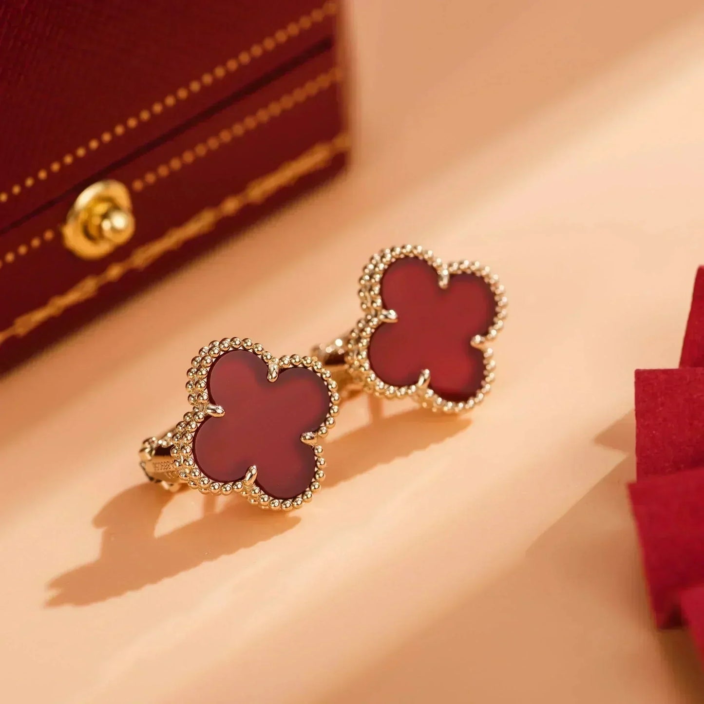 [Royal Jewelry]CLOVER MEDIUM 1 MOTIFS CARNELIAN  EARRINGS