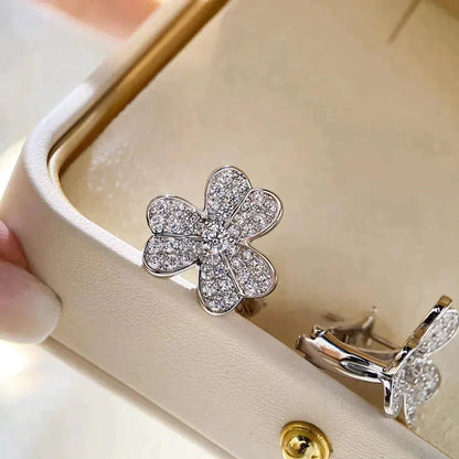 [Royal Jewelry]CLOVER COMOS DIAMOND EARRINGS SILVER