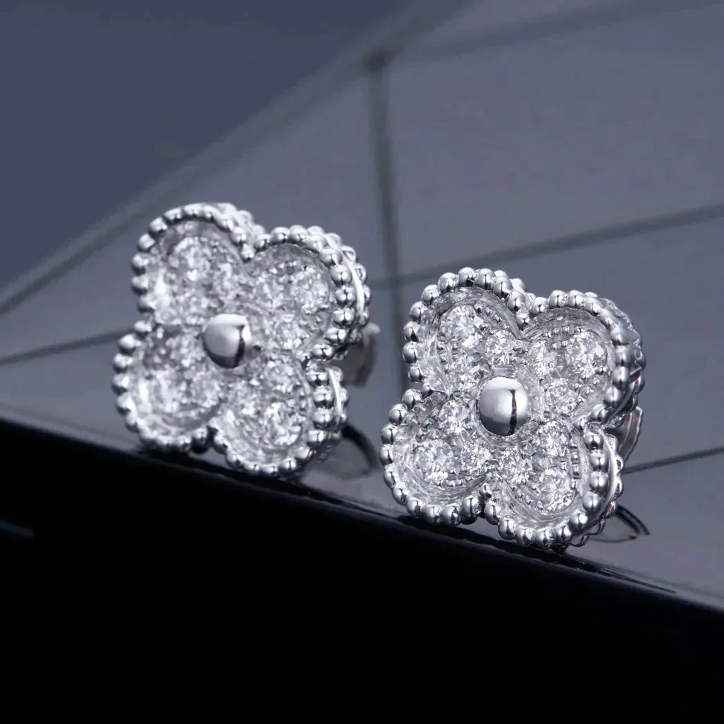 [Royal Jewelry]CLOVER 1 MOTIFS DIAMOND STUD EARRINGS SILVER