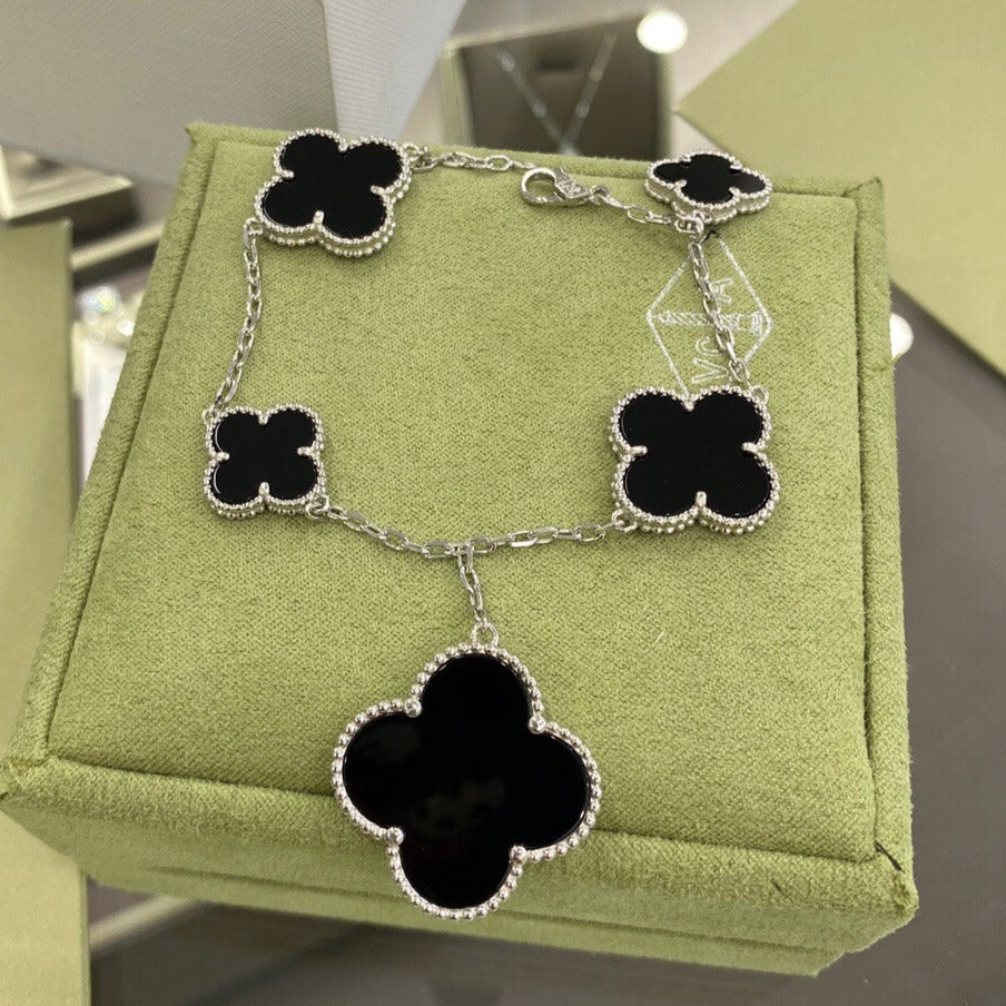 [Royal Jewelry]CLOVER 5 MOTIFS SIVLER ONYX BRACELET