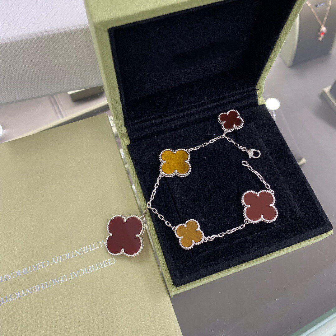 [Royal Jewelry]CLOVER 5 MOTIFS SIVLER CARNELIAN TIGER EYE BRACELET