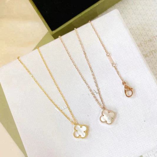 [Royal Jewelry]CLOVER MINI 9.5MM WHITE MOTHER-OF-PEARL NECKLACE