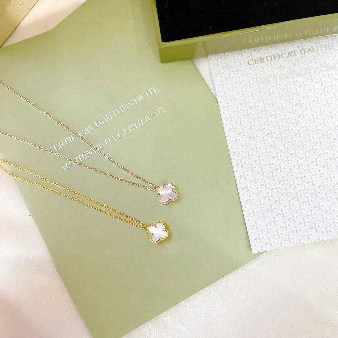 [Royal Jewelry]CLOVER MINI 9.5MM WHITE MOTHER-OF-PEARL NECKLACE