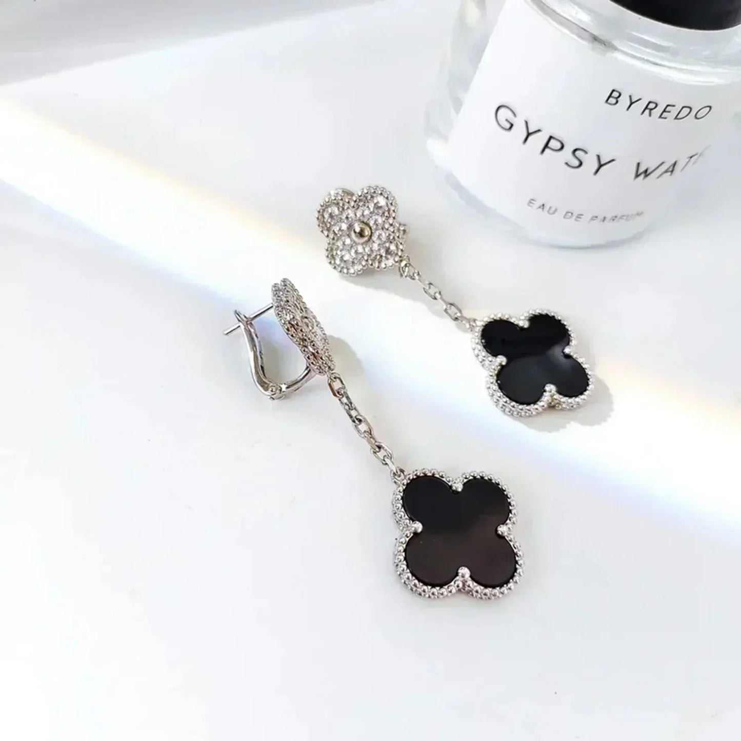 [Royal Jewelry]CLOVER 2 MOTIFS  DIAMOND ONYX EARRINGS SILVER