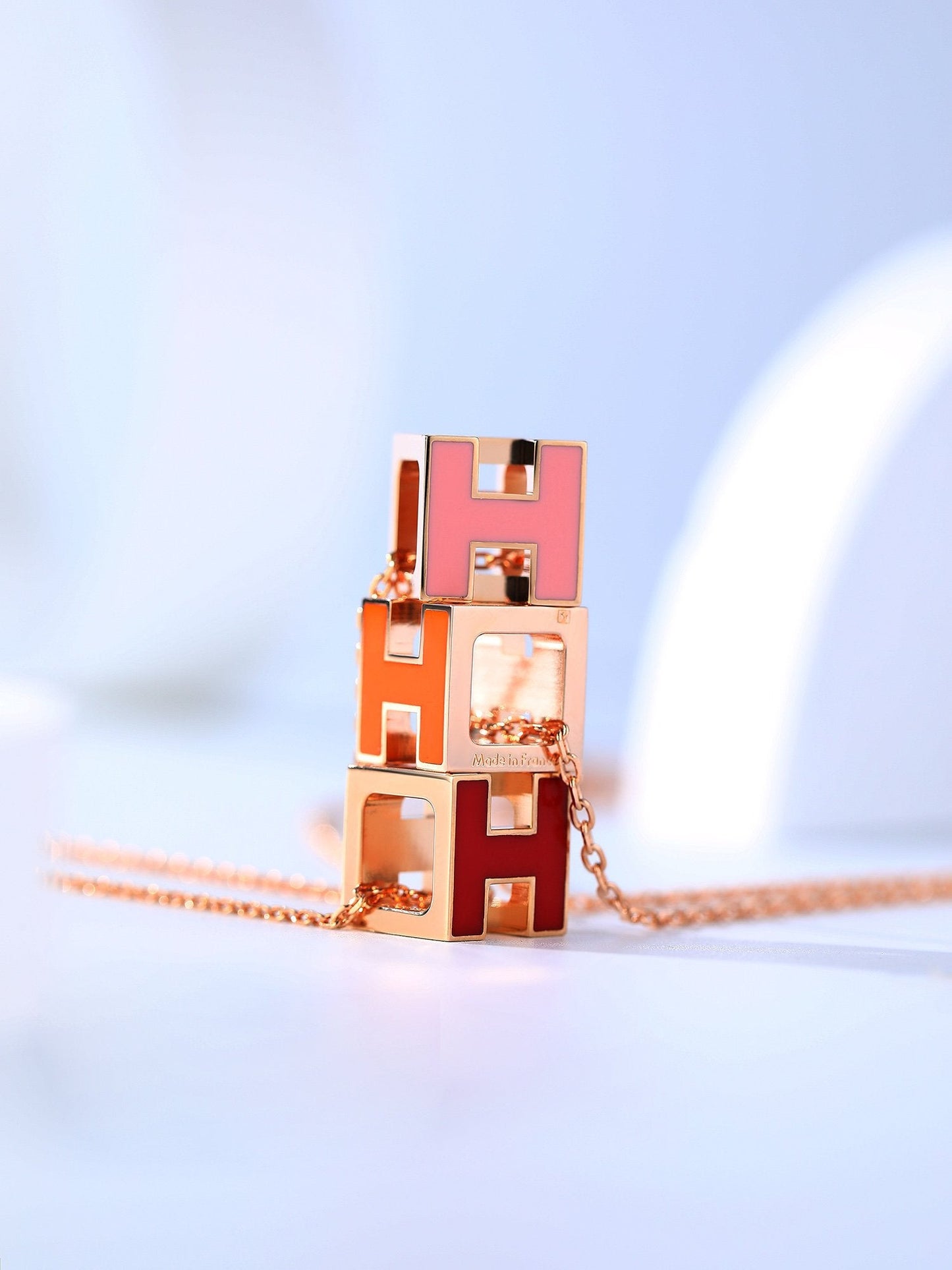 [Royal Jewelry]H CAGE PINK GOLD NECKLACE