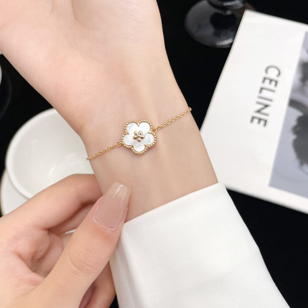 [Royal Jewelry]LUCKY SPRING ROSE GOLD MOP BRACELET