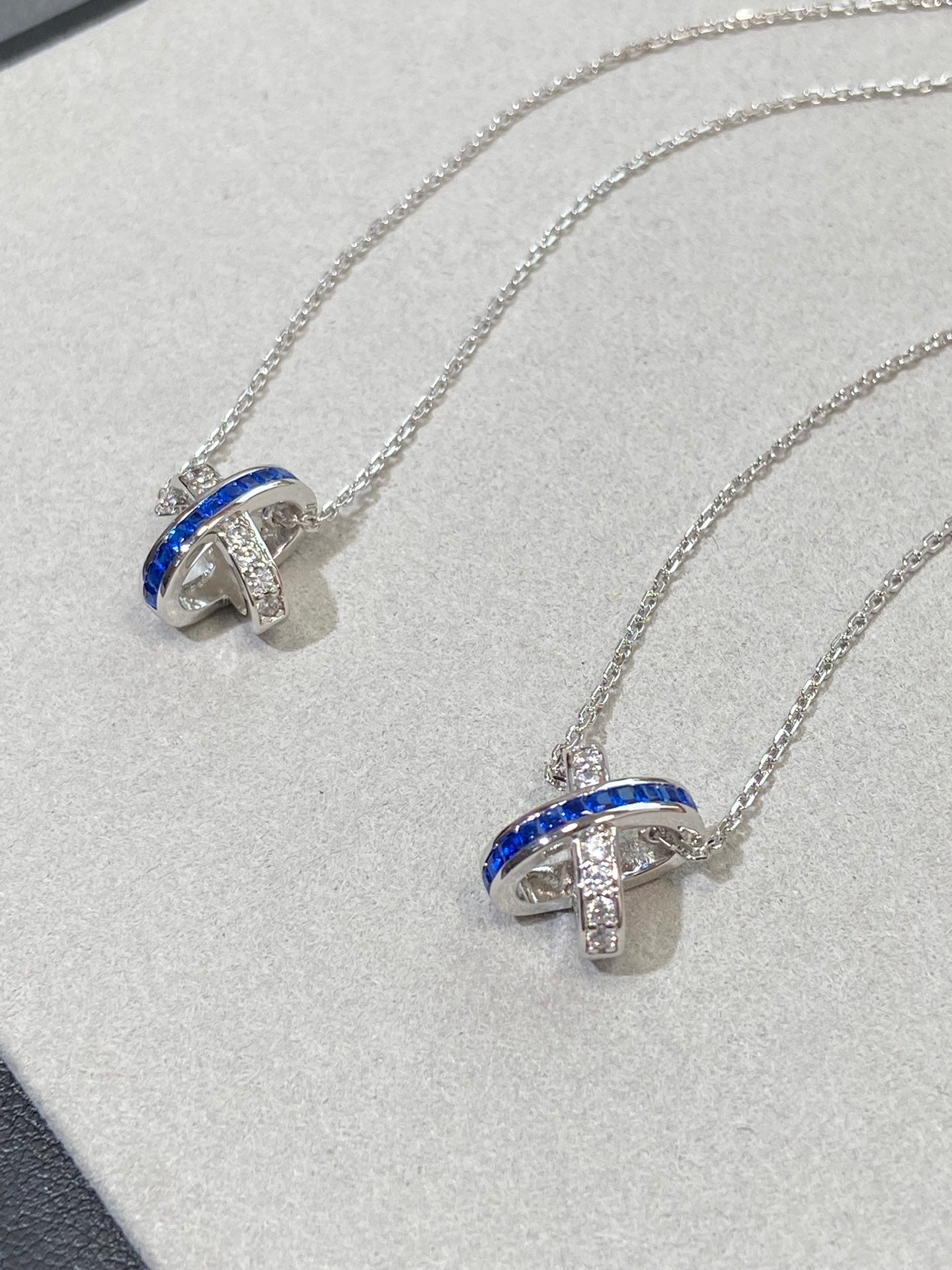 [Royal Jewelry]LIENS DIAMOND SILVER NECKLACE