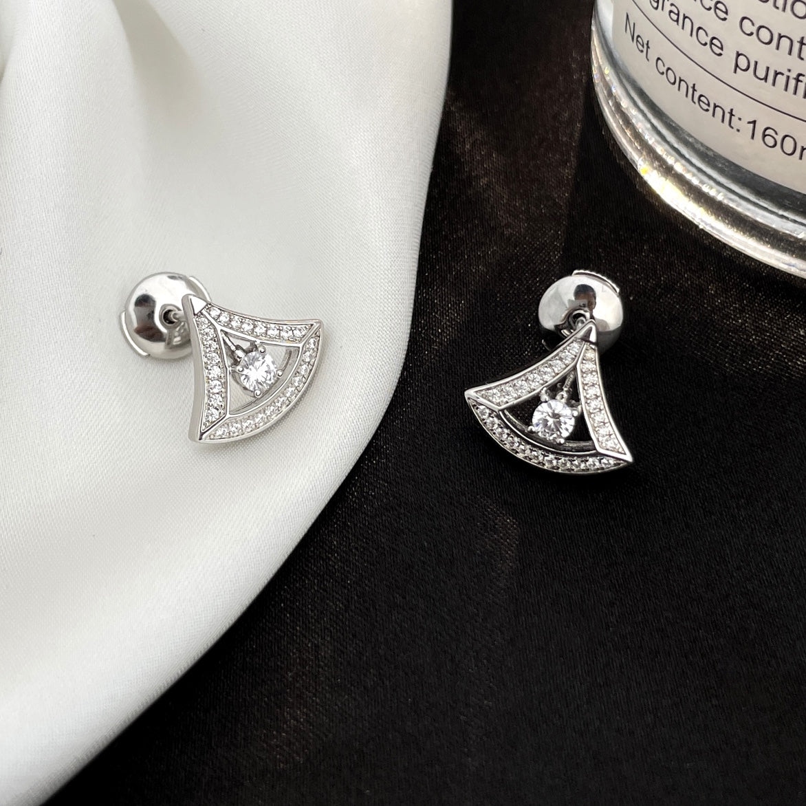 [Royal Jewelry]DREAM MINI DIAMOND STUD EARRINGS