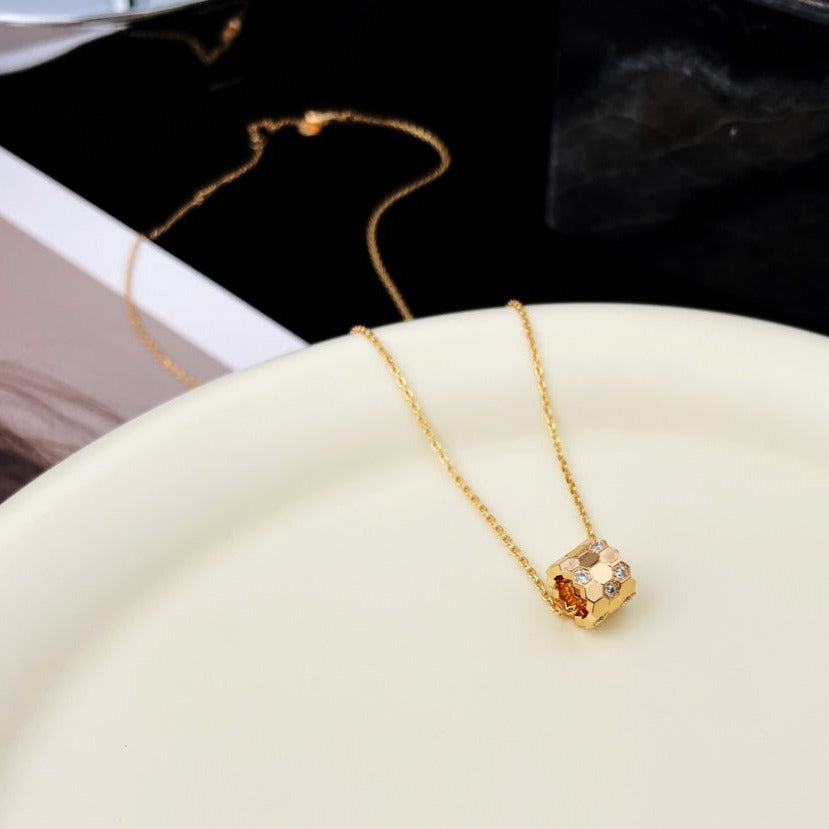 [Royal Jewelry]BEE MINI PEDANT DIAMOND NECKLACE