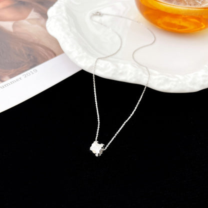 [Royal Jewelry]BEE MINI PEDANT DIAMOND NECKLACE