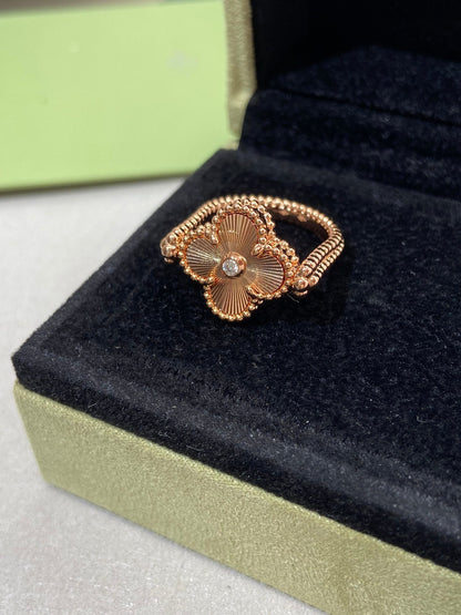 [Royal Jewelry]CLOVER RIVERSIBLE ROSE GOLD RING