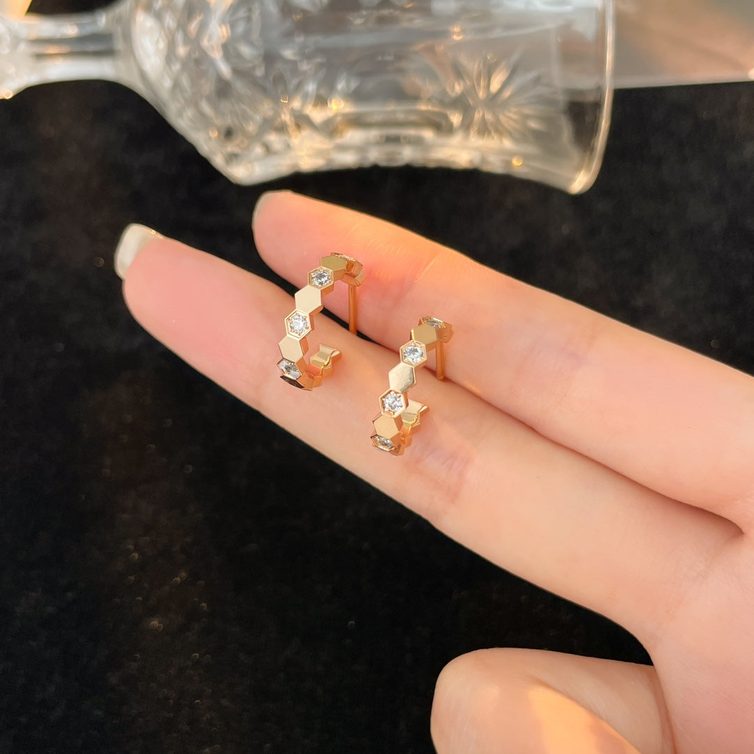 [Royal Jewelry]BEE LOVE DIAMOND HOOP EARRINGS
