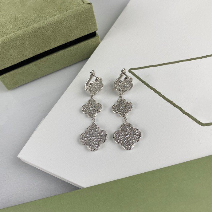 [Royal Jewelry]CLOVER 3 MOTIF DIAMOND SILVER DROP EARRINGS