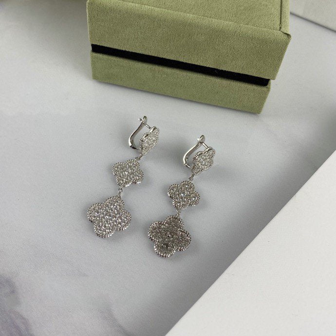 [Royal Jewelry]CLOVER 3 MOTIF DIAMOND SILVER DROP EARRINGS