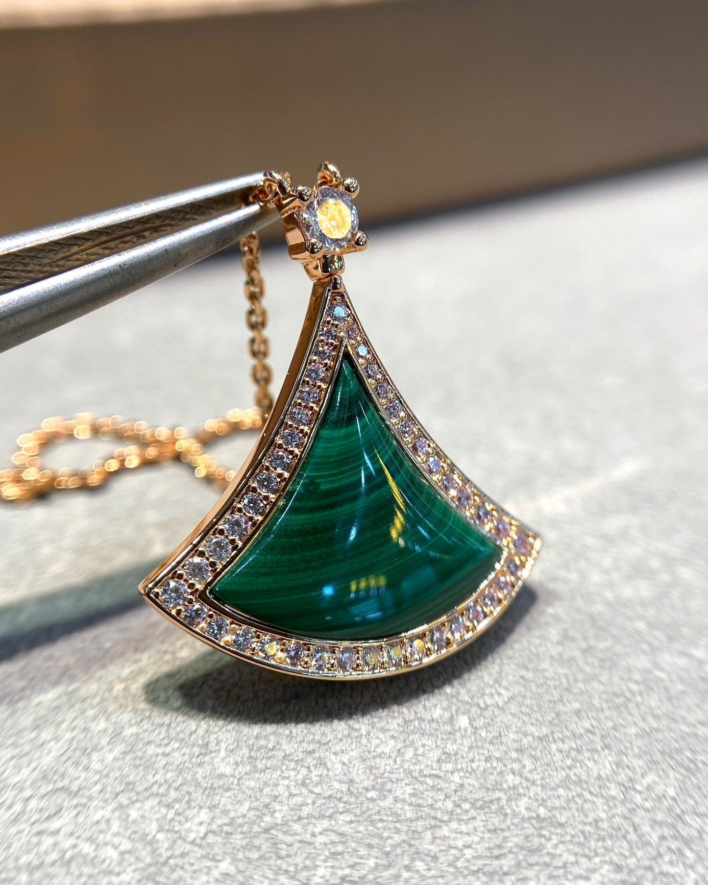 [Royal Jewelry]DREAM MALACHITE DIAMOND PAVED PINK GOLD NECKLACE
