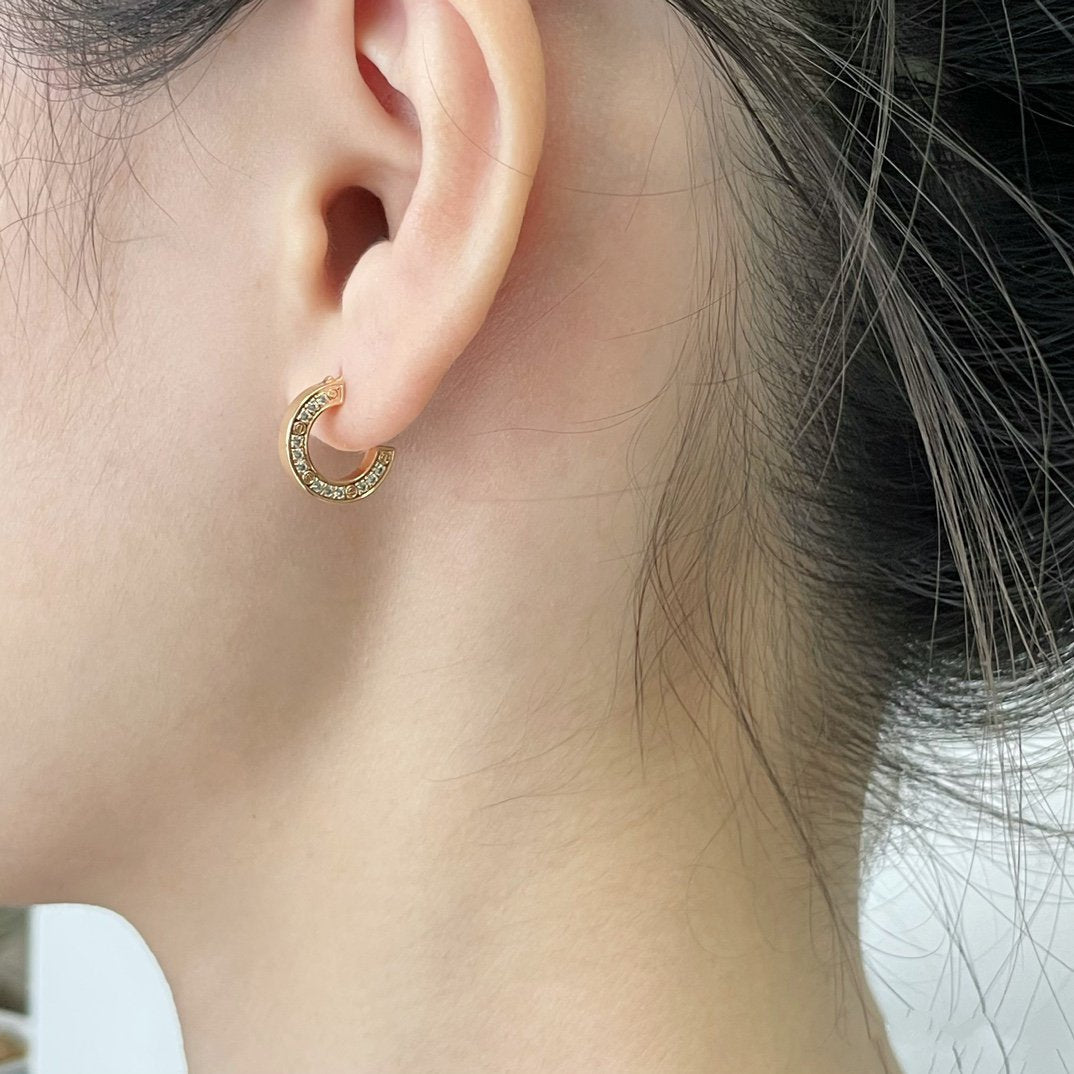[Royal Jewelry]LOVE DIAMOND EARRINGS