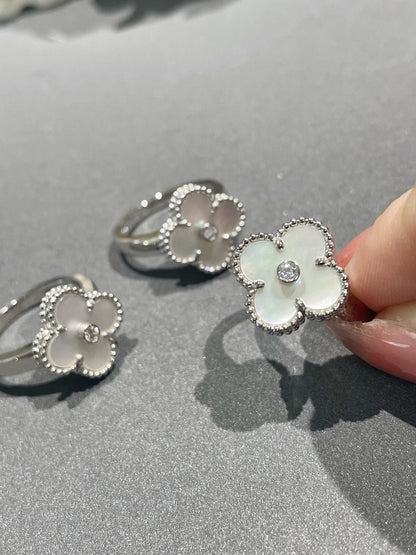 [Royal Jewelry]CLOVER SILVER MOP DIAMOND RING