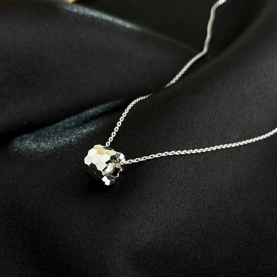 [Royal Jewelry]BEE MINI NECKLACE
